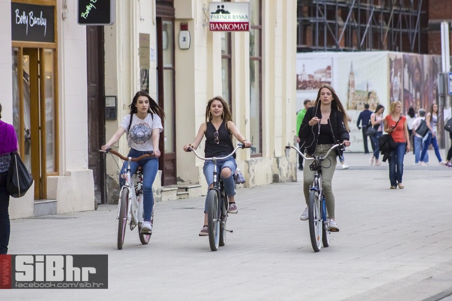 osjecani_u_setnji_gradom_36 osjecani_u_setnji_gradom_36