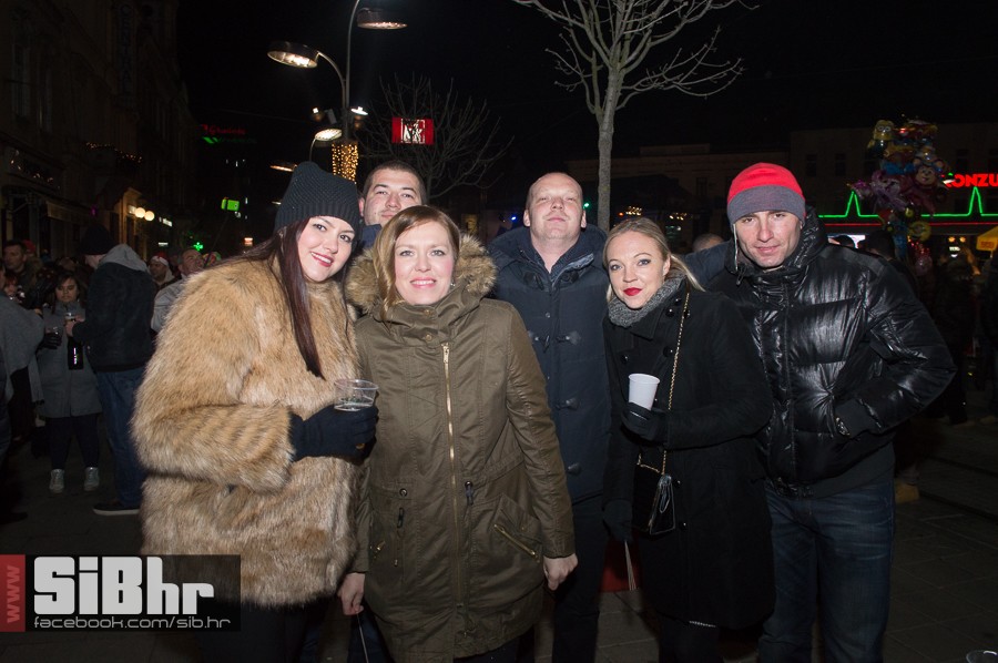 nova_godina_2016_trg_sibhr_36