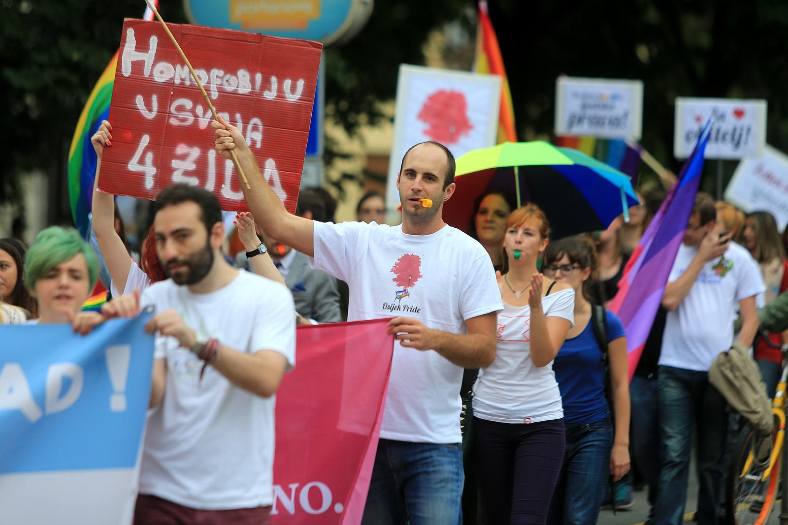 Parada ponosa Osijek 2014.