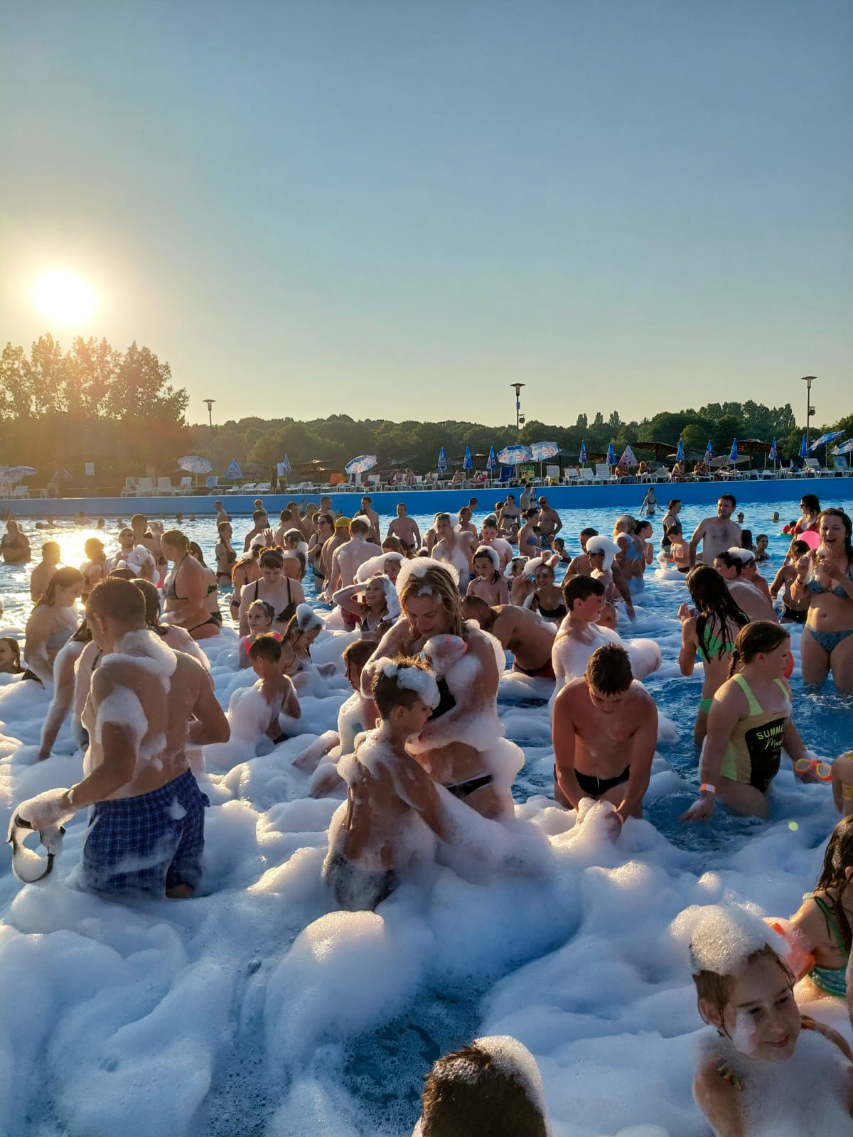 Pjena party u Bizovačkim toplicama Pjena party u Bizovačkim toplicama