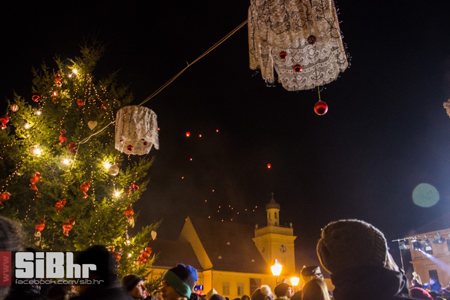 nova_godina_2016_trg_tvrdja_sib nova_godina_2016_trg_tvrdja_sib