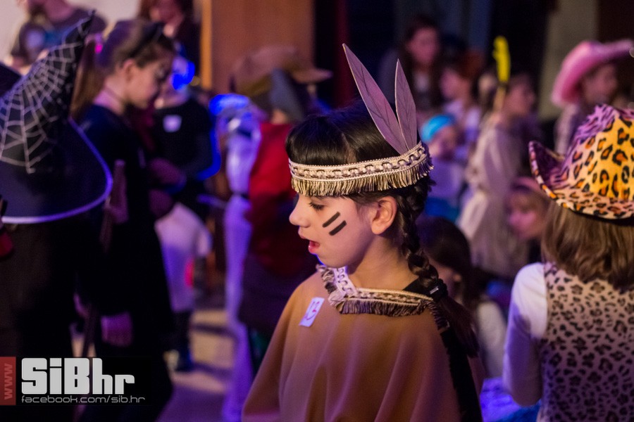 shine_maskenbal_58