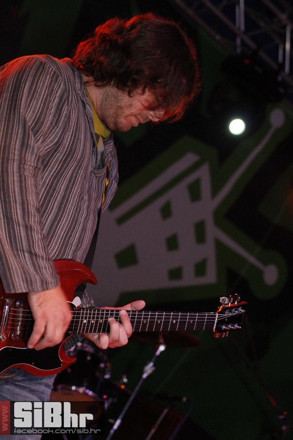 ufo_brkovi_zoran_37 ufo_brkovi_zoran_37