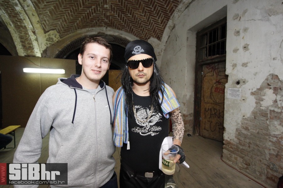 ufo_brkovi_zoran_50 ufo_brkovi_zoran_50