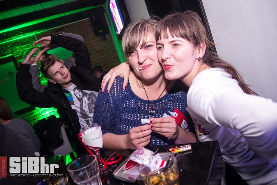exit_05102013_SiBhr_4