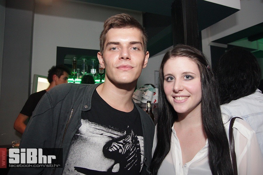 exit_0709_SiBhr_2