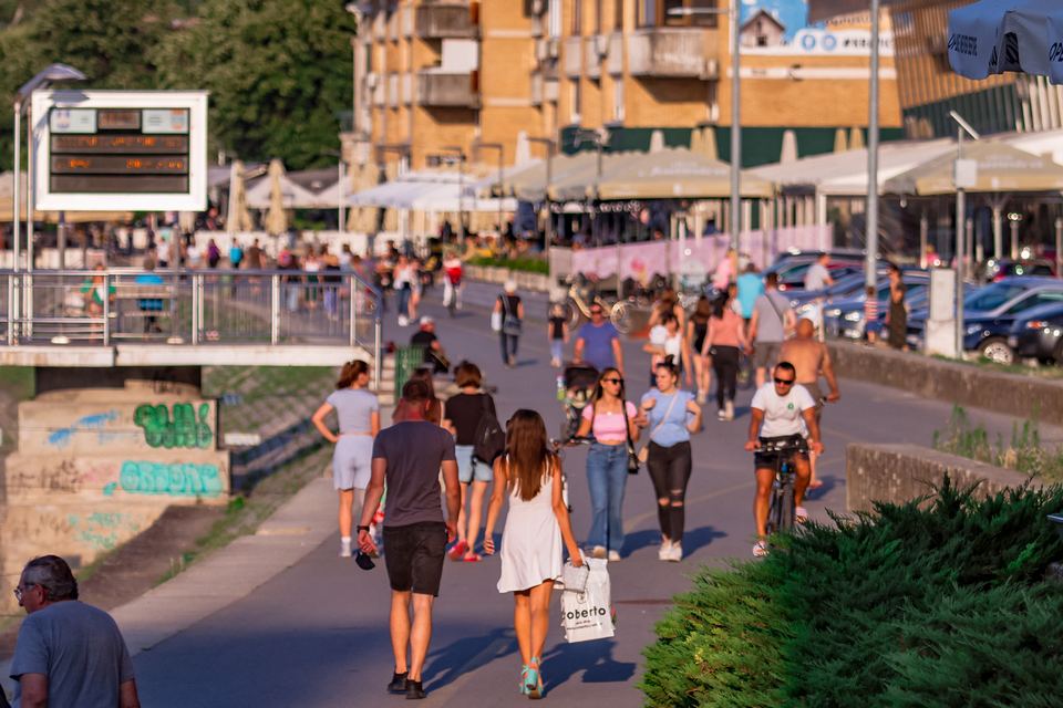 Klikom po Osijeku: Legice i lege u ljetnoj šetnji