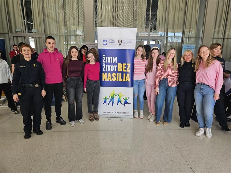 dan ružičastih majica