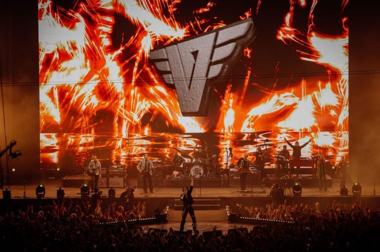 2025-11-29-Parni Valjak_Arena Zagreb_@igorcecelja_photographer select-137