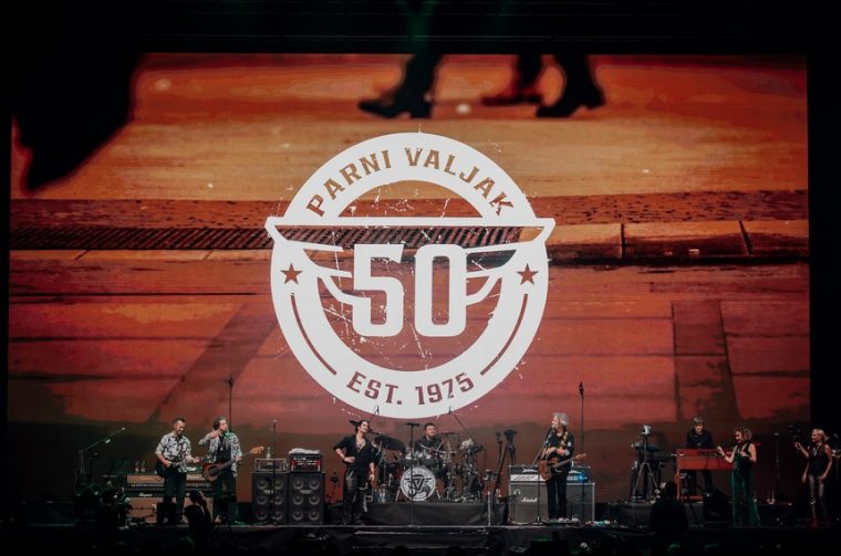 2025-11-29-Parni Valjak_Arena Zagreb_@igorcecelja_photographer select-146