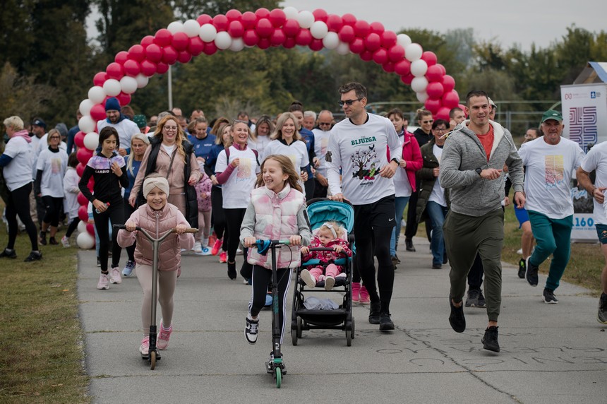 20251018 CZND-105 20251018 CZND-105