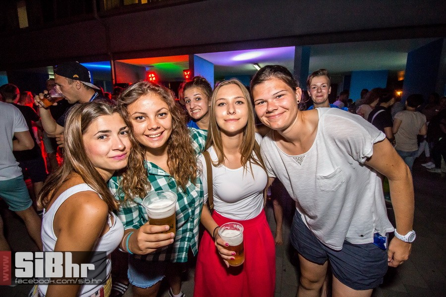 dc_party_by_zoran_36