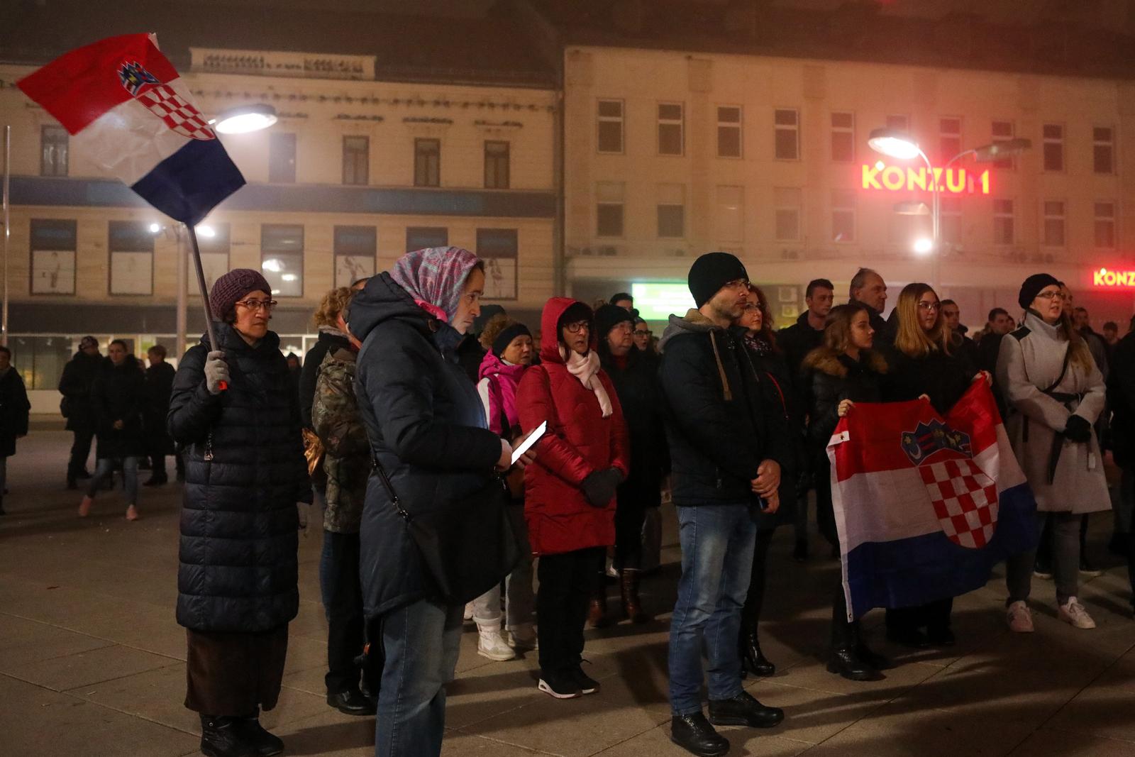 I večeras u Osijeku tihi prosvjed protiv Covid potvrda