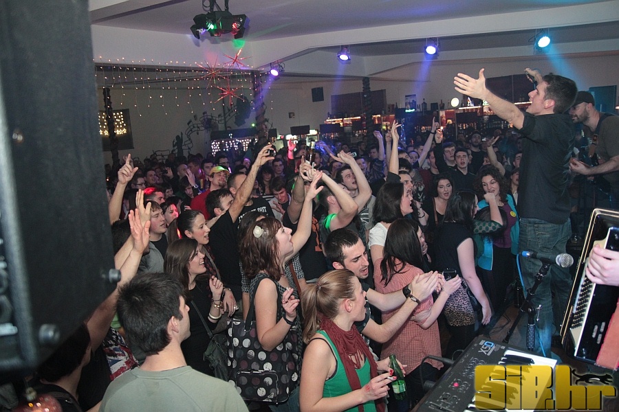 sars_medium_16_12_2011_sibhr_01 sars_medium_16_12_2011_sibhr_01