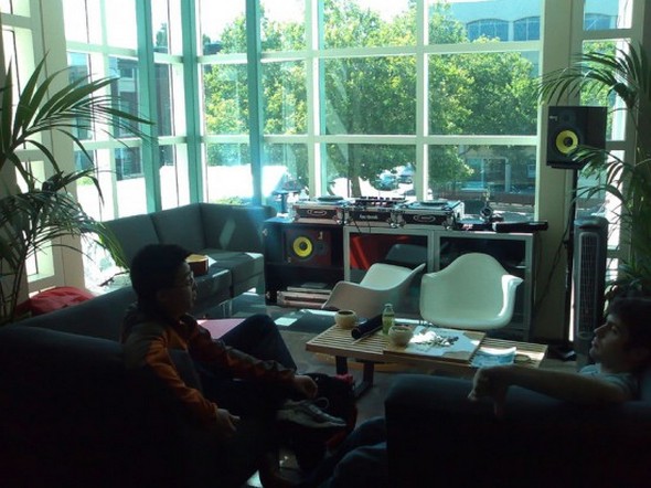 facebook-office-photos-08