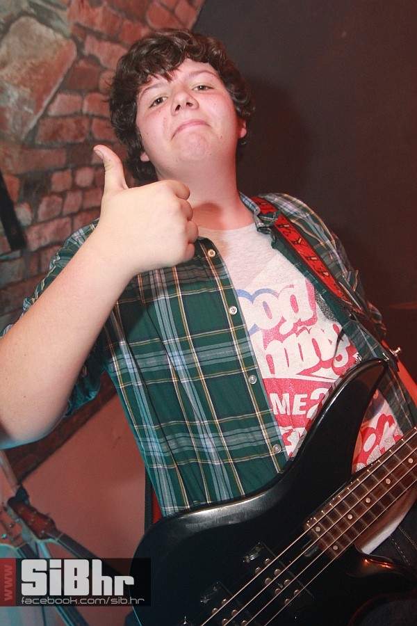 2014_11_1_nightlifeIMG_8636_exi 2014_11_1_nightlifeIMG_8636_exi