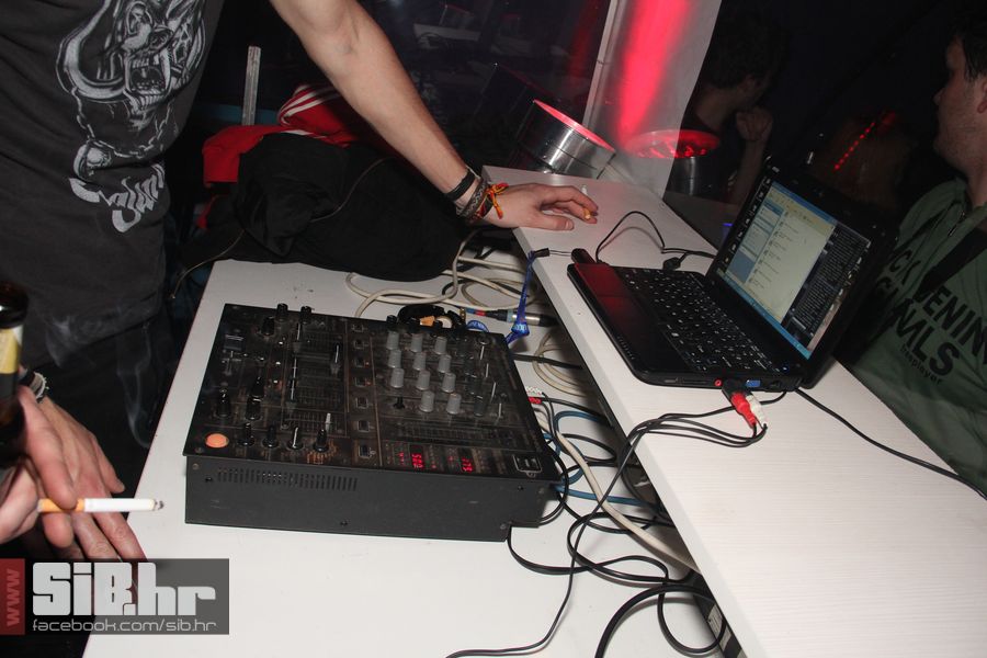 punkparty_SiBhr_08