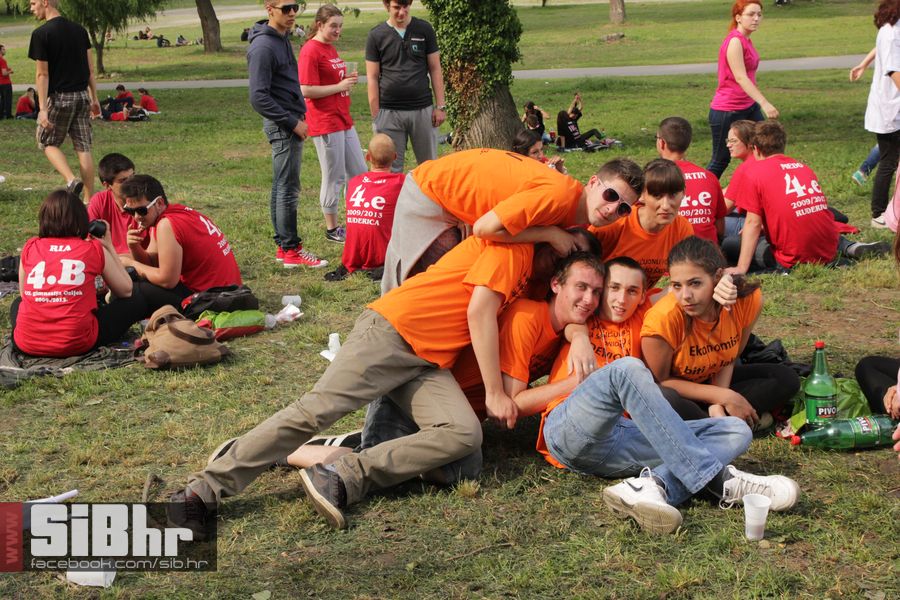 MaturantiNorijada_SiBhr_217