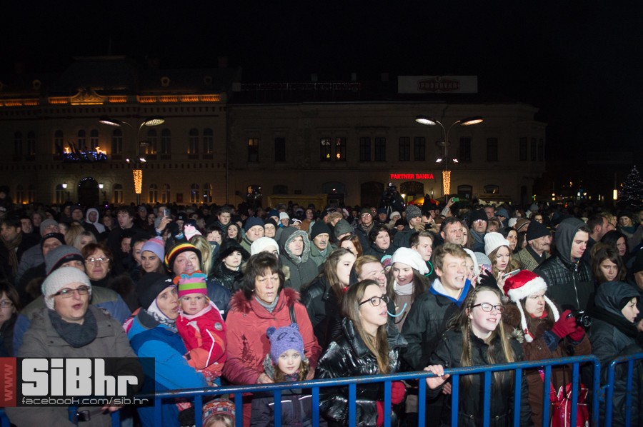 nova_godina_2016_trg_sibhr_13