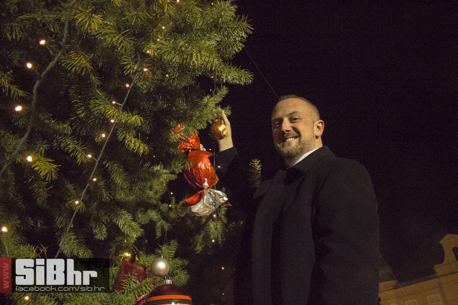 advent_u_tvrdji_dan_grada_osije