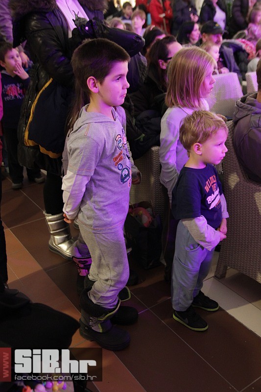 bozicna_bajka_am_16 bozicna_bajka_am_16