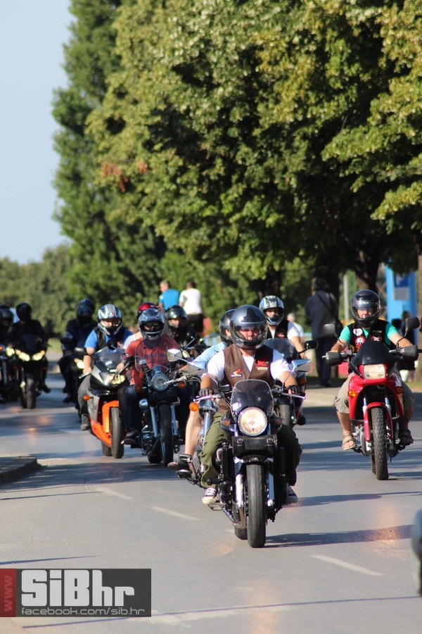 motorijada_osijek_defile_SiBhr_