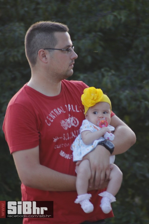 slama_dan_drugi_SiBhr_93 slama_dan_drugi_SiBhr_93