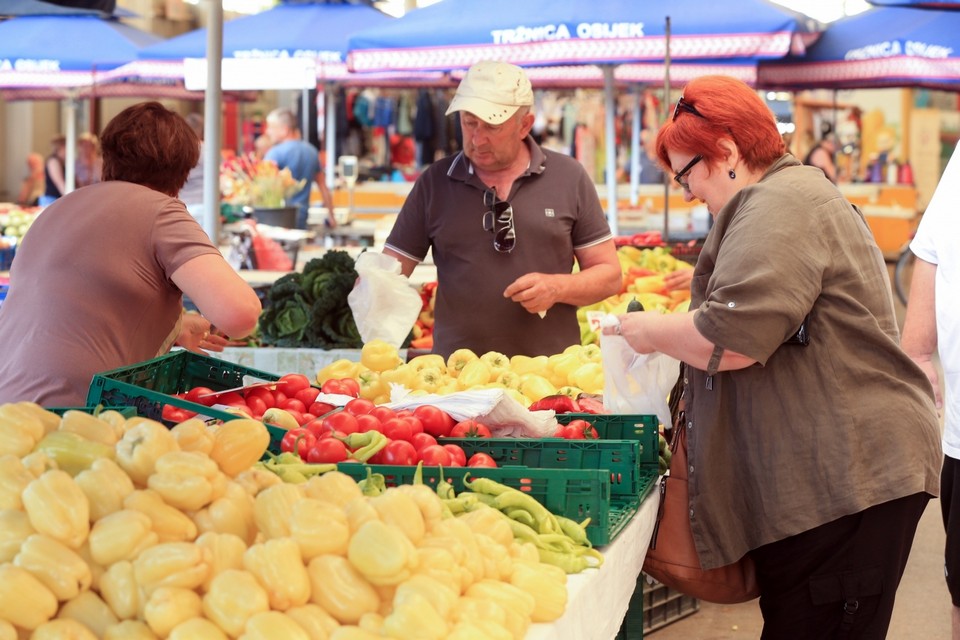 Zeleni četvrtak na osječkoj tržnici Zeleni četvrtak na osječkoj tržnici
