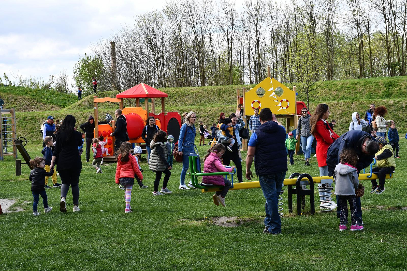 Druženje s uskršnjim zekom u Tvrđavi Brod