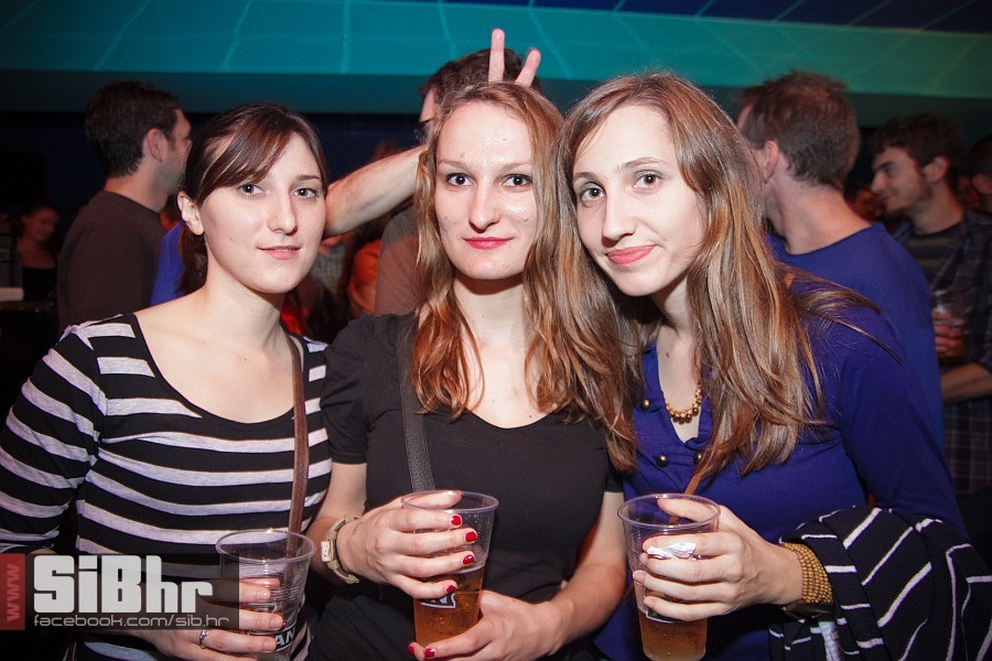hladno_pivo_kino_europa_1210201