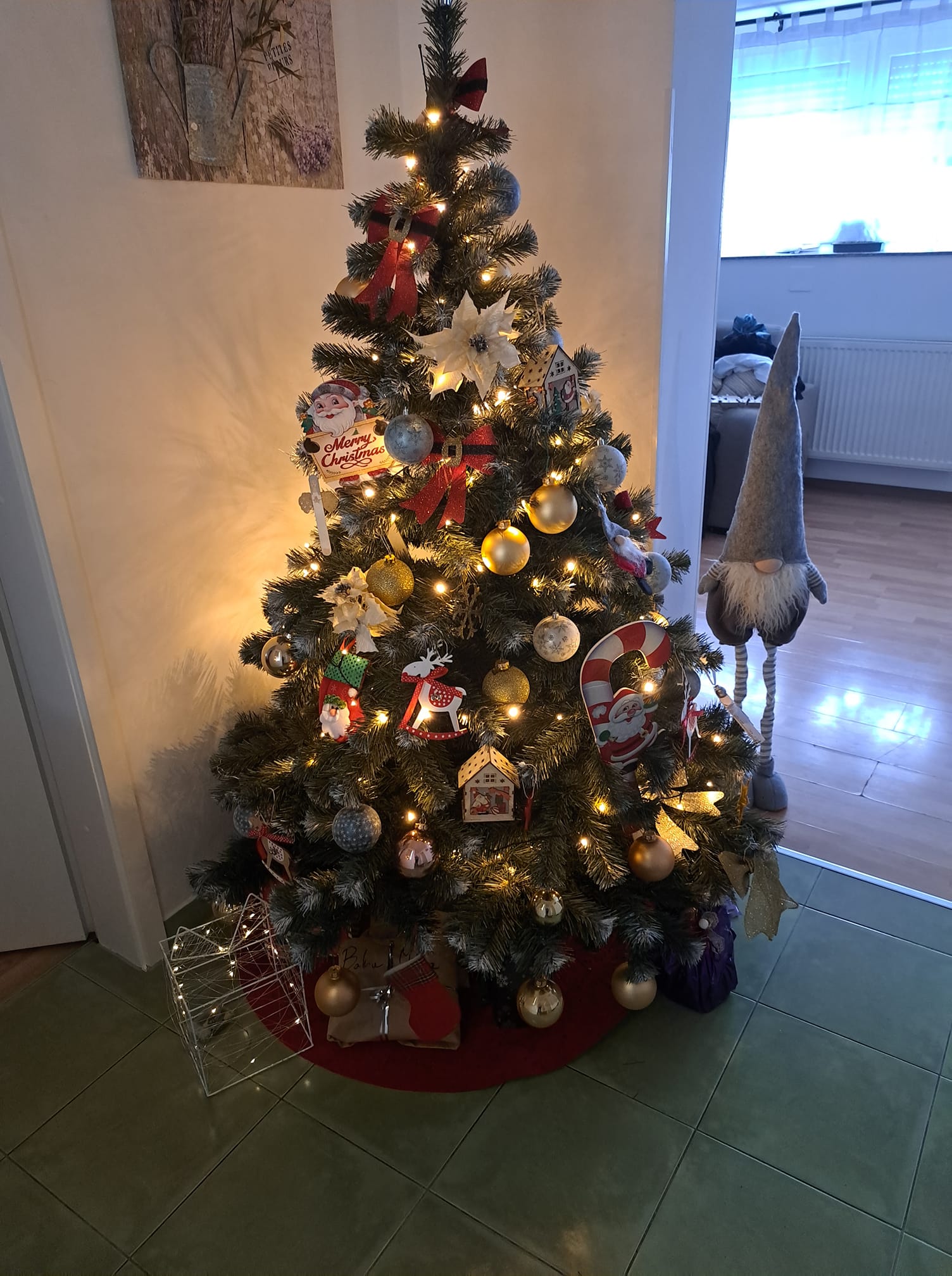 Najljepši borovi na Božić 2023. Najljepši borovi na Božić 2023.