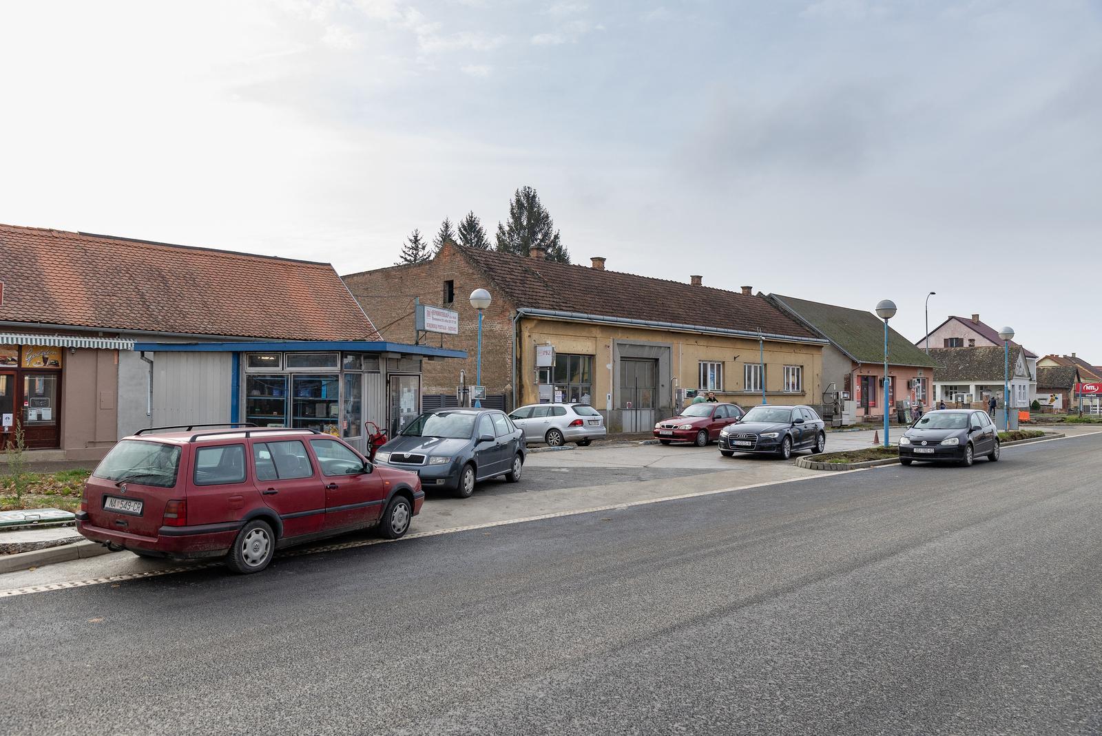 Ilegalna benzinska pumpa u centru Bizovca