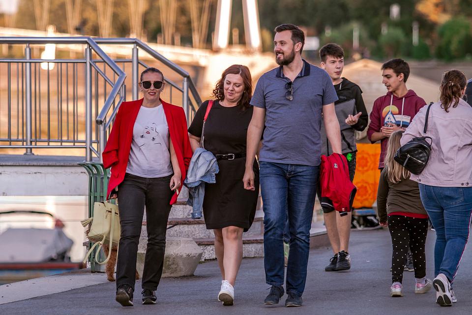 legice i lege u šetnji legice i lege u šetnji