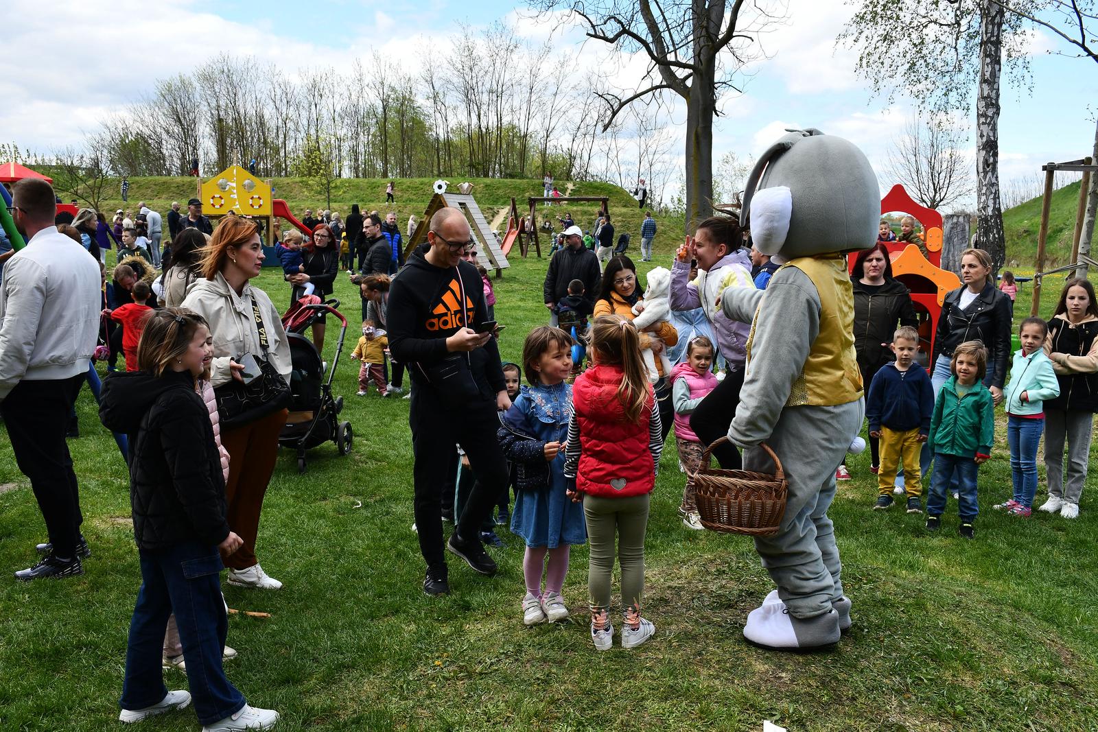 Druženje s uskršnjim zekom u Tvrđavi Brod