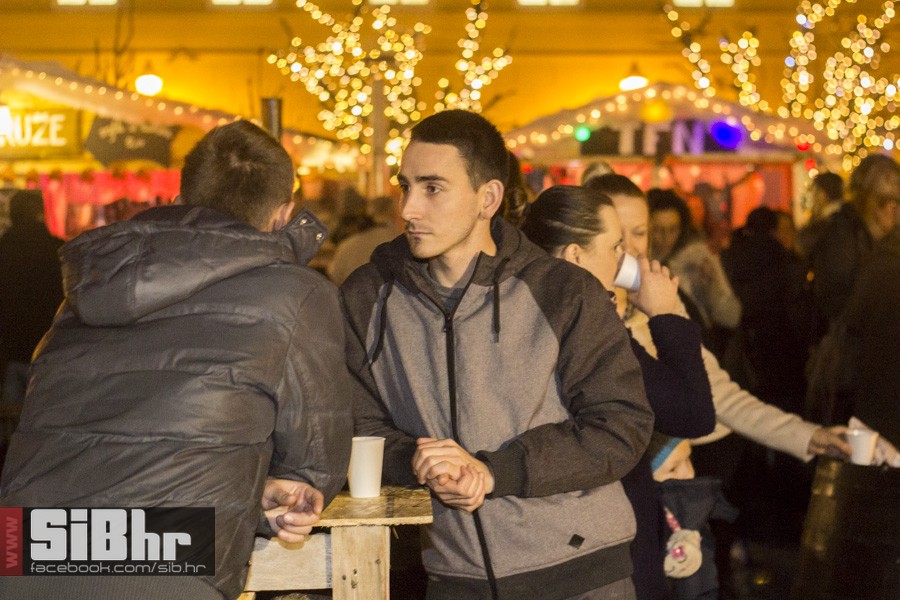 advent_u_tvrdji_dan_grada_osije
