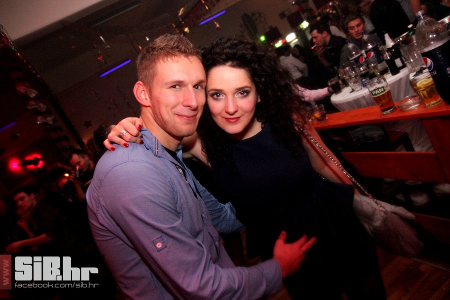 novagtrgkinolumiermediumlotus10 novagtrgkinolumiermediumlotus10