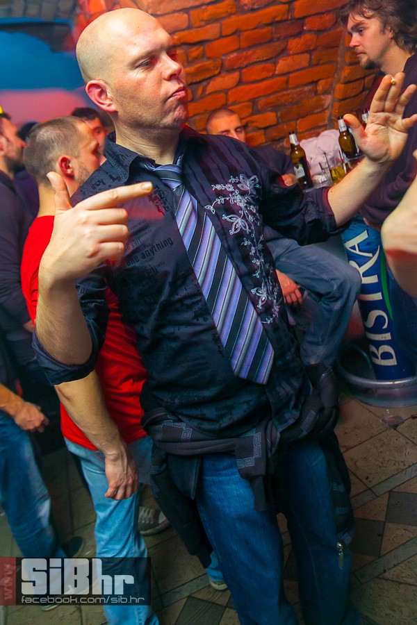 exit_pavijani_1801_nocni_zivot_