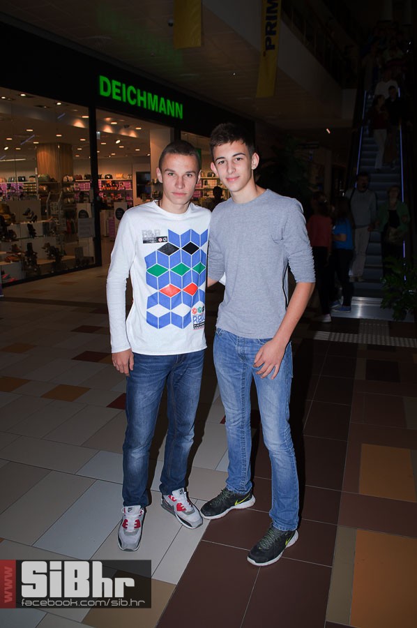 tony_am_SiB_hr_28