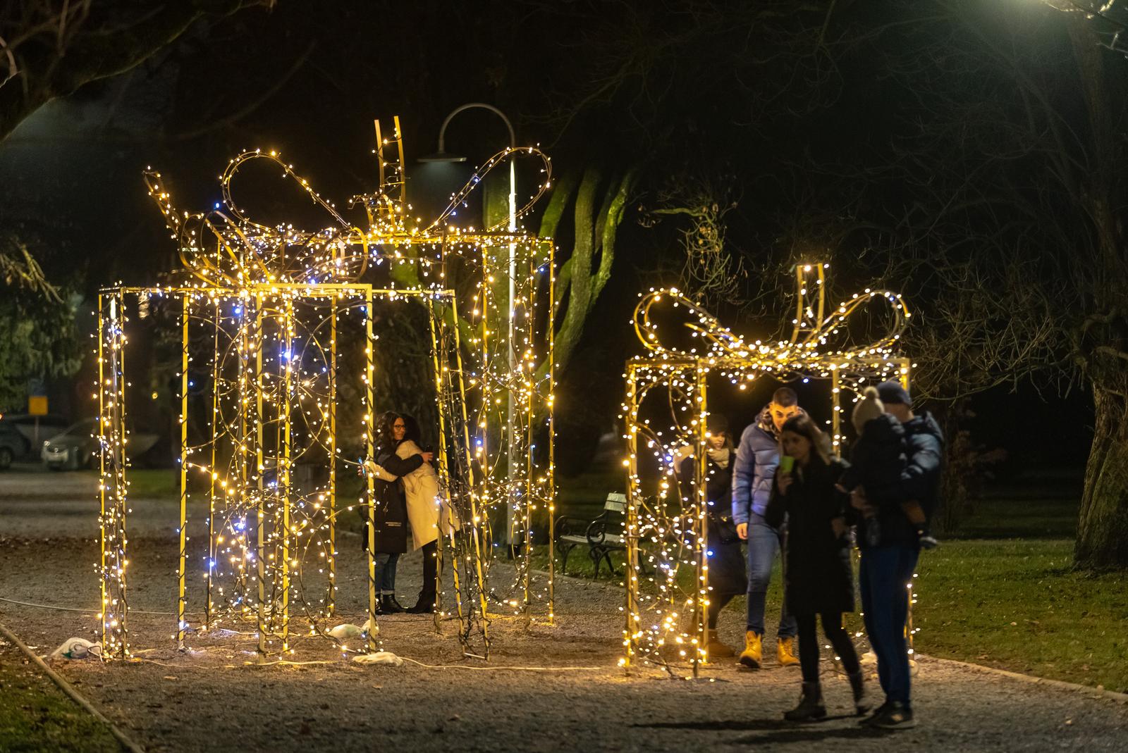 Advent u Osijeku ove godine još sjajniji i čarobniji