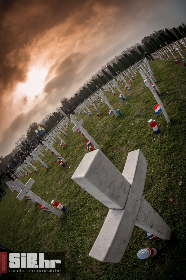 kolona_sjecanja_vukovar_1811201