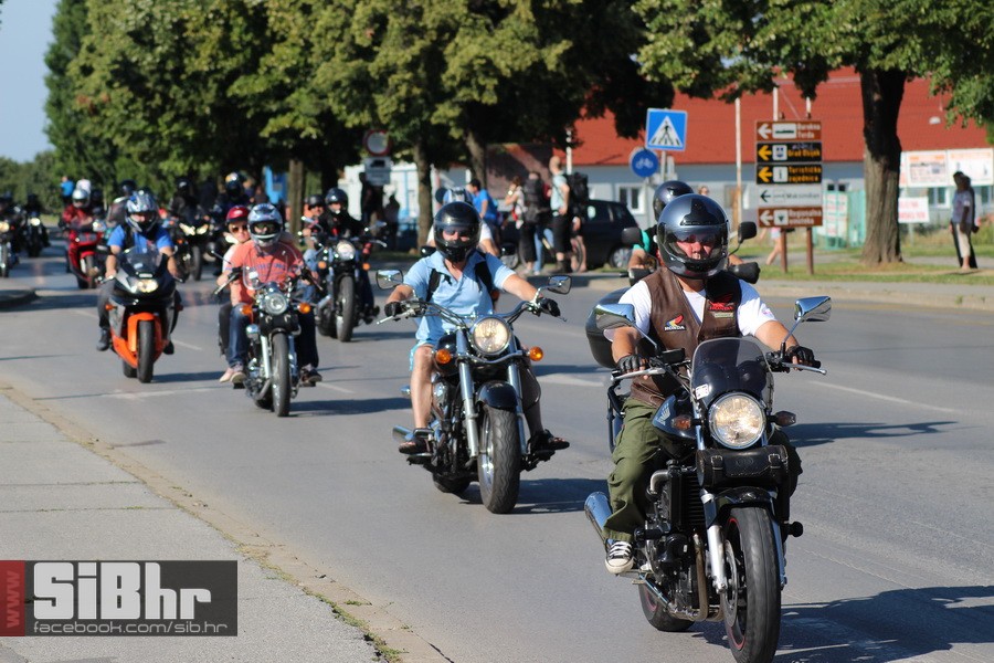 motorijada_osijek_defile_SiBhr_