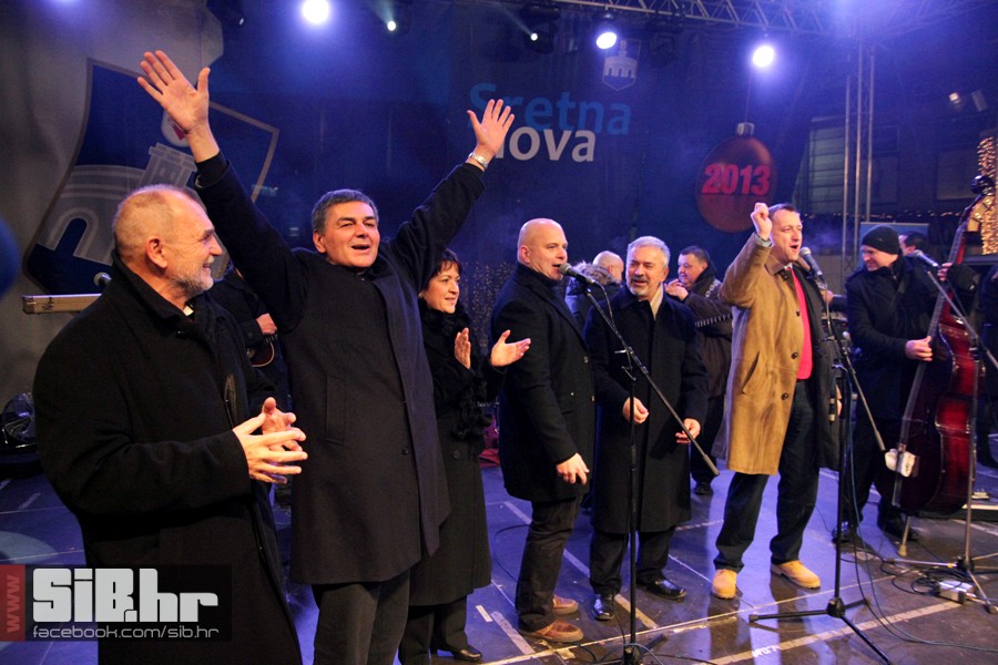 novagtrgkinolumiermediumlotus07 novagtrgkinolumiermediumlotus07