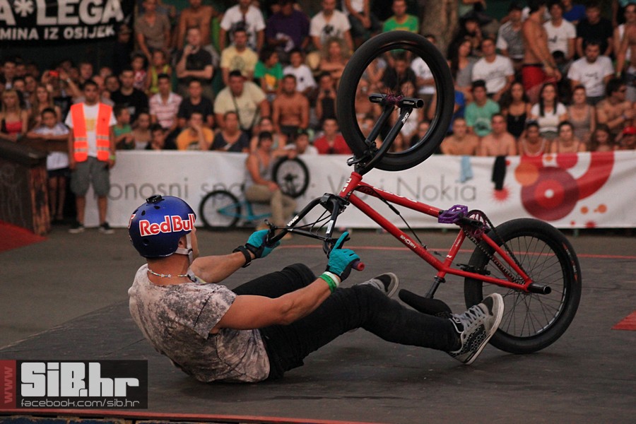 bmxday_2012_SiBhr_90