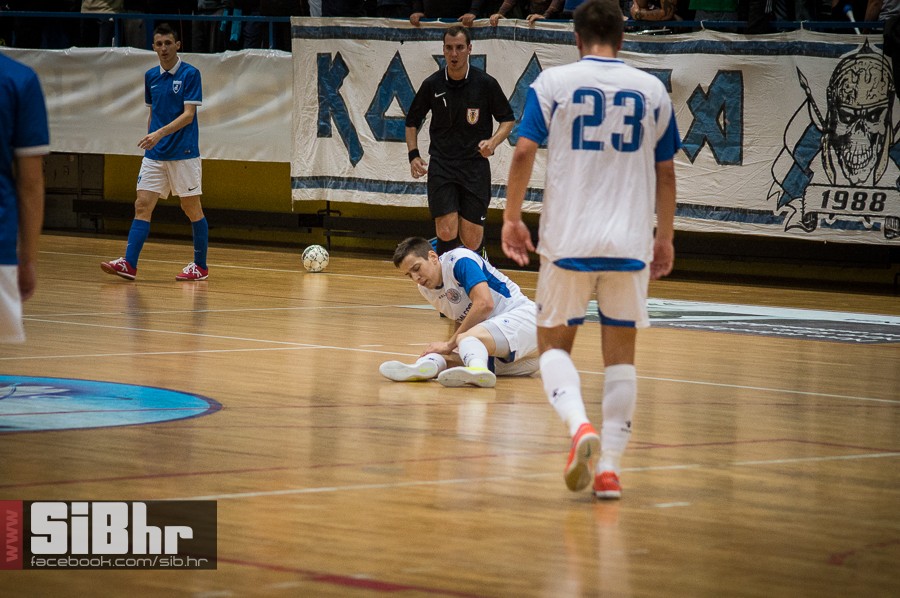 osijek_dinamo_25092015_01
