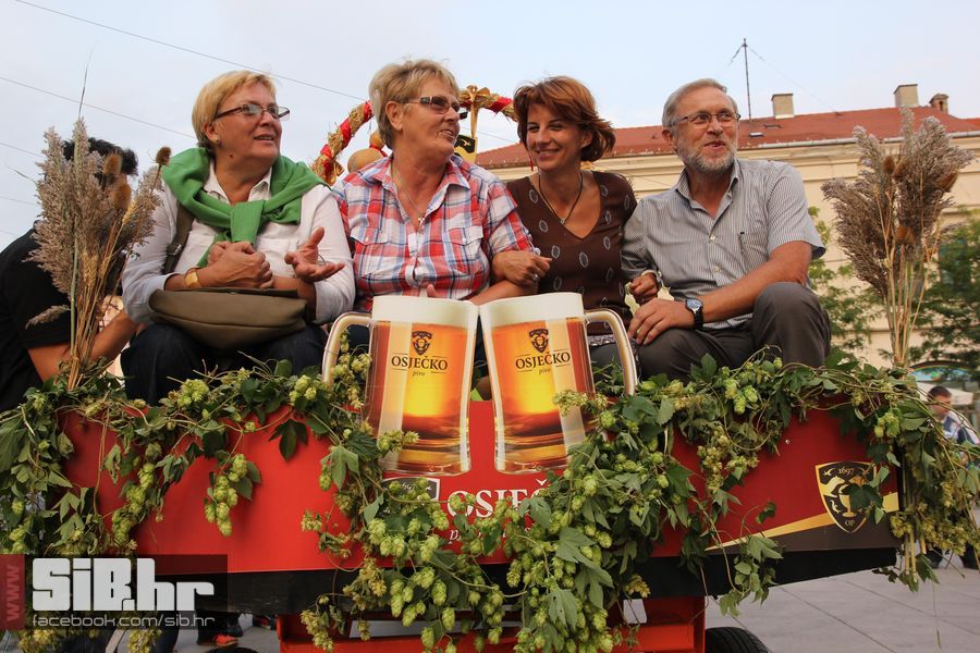 Dani_piva_otvorenje_i_setnja_Si