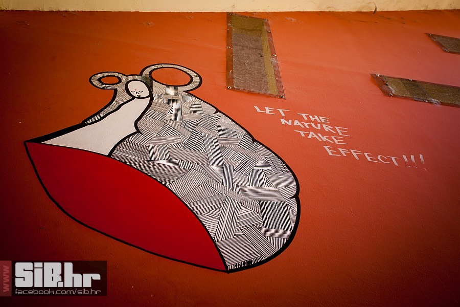 grafiti_prolaz_swan_pub_1207201