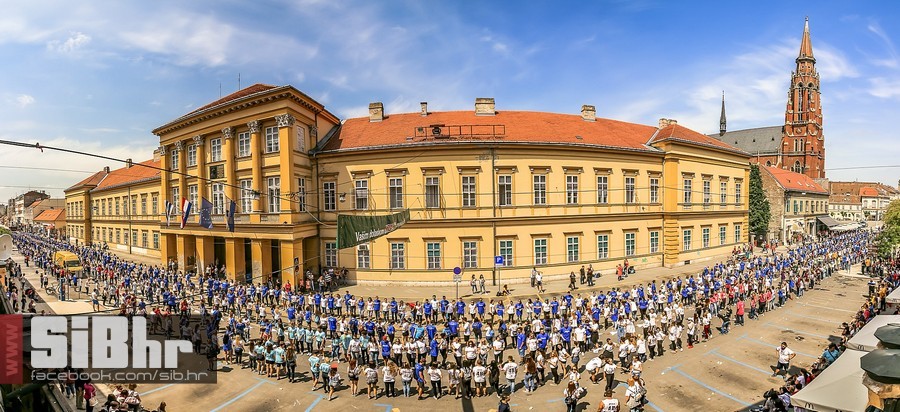 Quadrilla_2018_sib_hr-pano