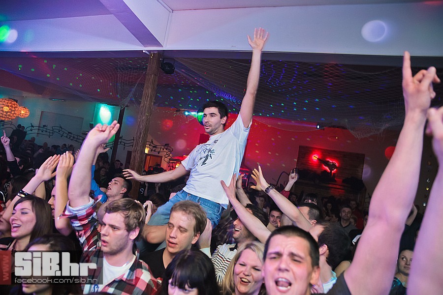 sars_medium_25012013_sibhr_040 sars_medium_25012013_sibhr_040