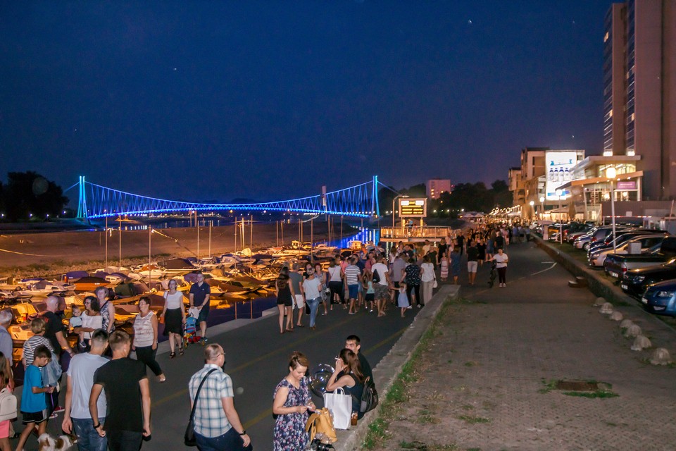 Osječka ljetna noć Osječka ljetna noć