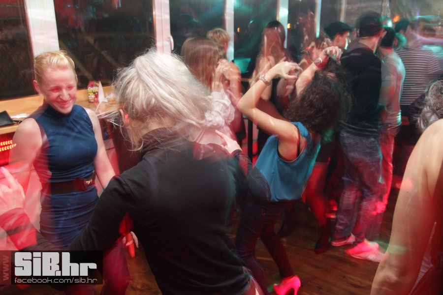 SaturdayFever_CocktailBarka_SiB